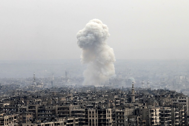 Сирийските бунтовниците губят войната и в Хомс (ВИДЕО)