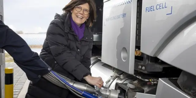 Daimler s'efforce de faire de l'hydrogène une alternative plus pratique au diesel