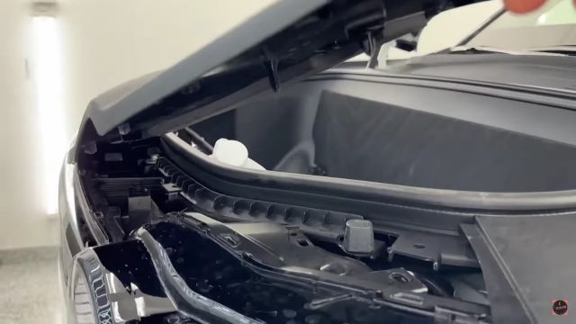 Rivian повтори грешка на Tesla (ВИДЕО)