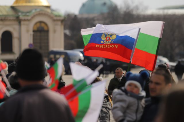  Две шествия в София: В поддръжка на Украйна, само че и на русофили 