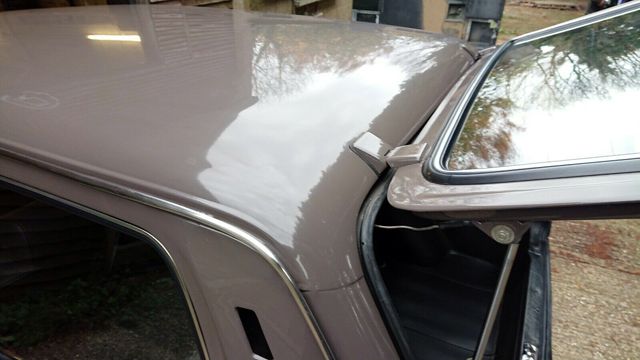  В Англия се продава Niva с необикновен мотор 