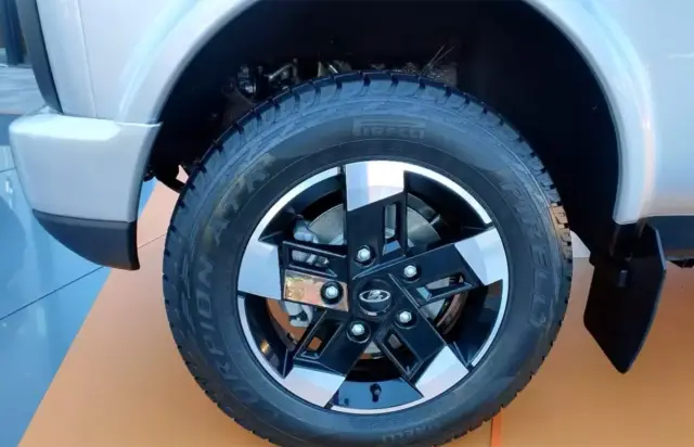 Вечният динозавър възкръсна: Новата Lada Niva получи куп нови технологии
