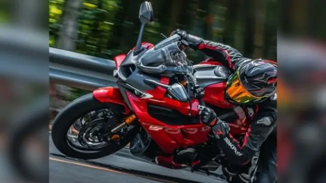 Нов високоскоростен китайски мотоциклет