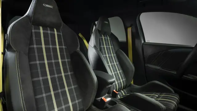 Най-мощната Corsa в историята дебютира с ретро акценти