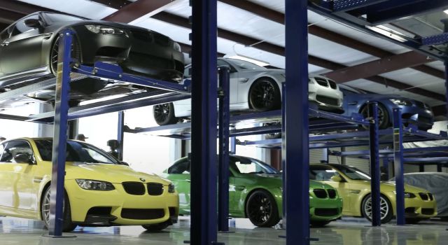 Шарена колекция от М3-ки показва най-редките изпълнения на BMW (ВИДЕО)
