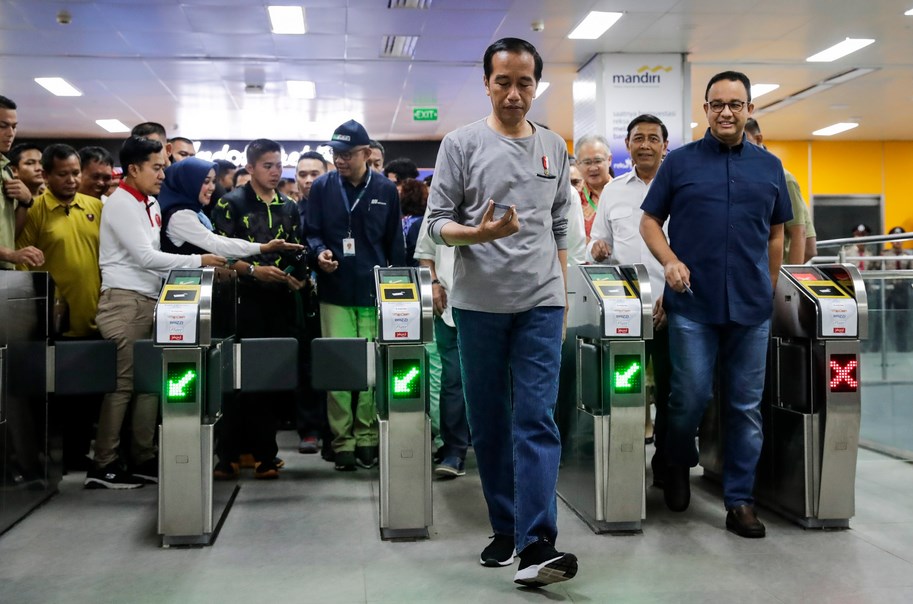 Джакарта вече има метро (СНИМКИ)