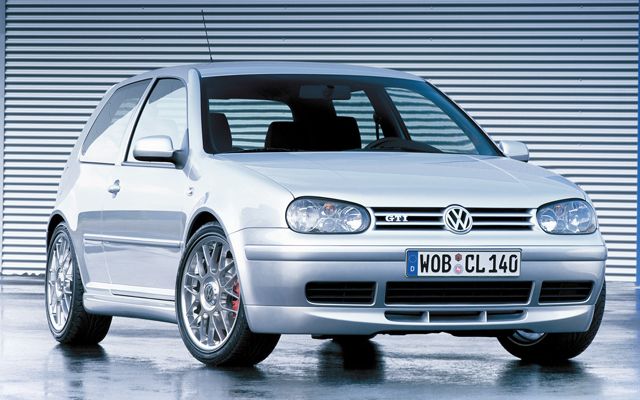  Как се трансформира VW Golf GTI през годините (ЧАСТ I) 