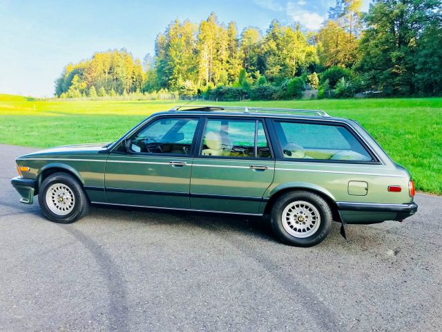  Някой да търси BMW 7er комби? 