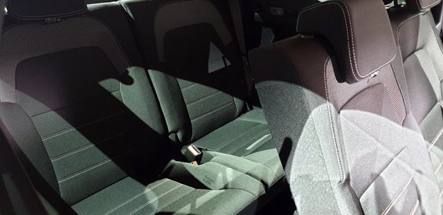 `Запознайте `Запознайте