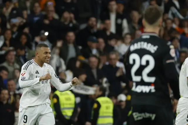 Реал Мадрид се изтеза, само че реализира значима победа в Ла Лига