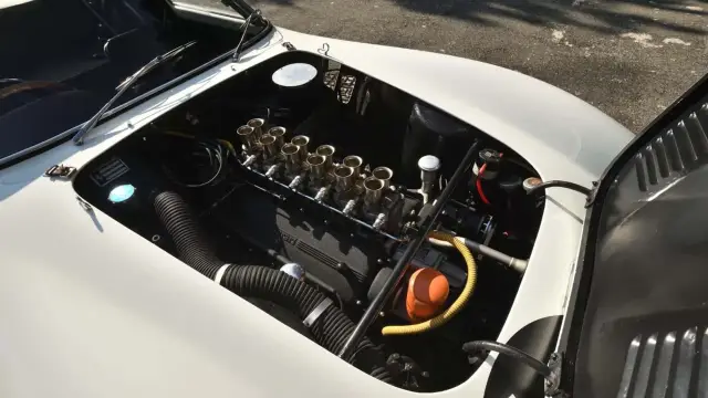 Продават единственото по рода си бяло Ferrari 250 GTO с упования за рекорд