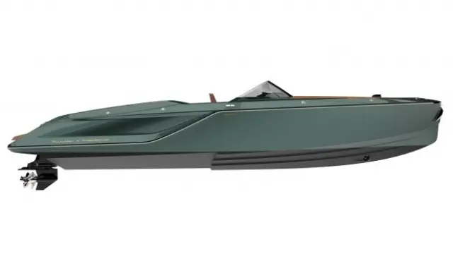 Porsche showed the speedboat 850 Phantom 