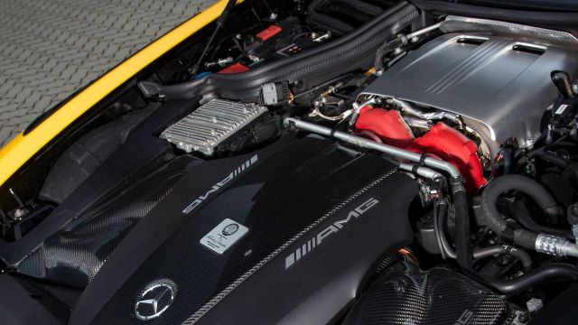 Колко мощен може да бъде Mercedes-AMG GT R от завода?