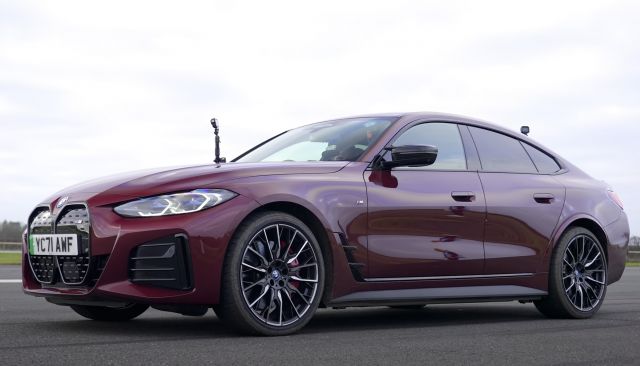 BMW i4 се изправя срещу Tesla Model 3 в директна битка (ВИДЕО) - 2