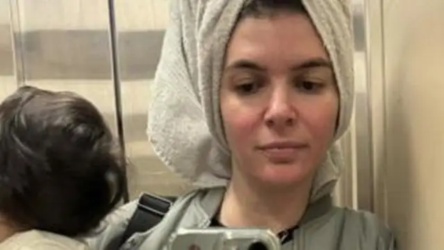  Ива Софиянска се появи на улицата в неуместен тип (СНИМКА) - 2 