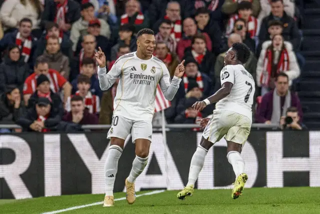 Мбапе с мощна подкрепа за Винисиус: Всички сме с теб!