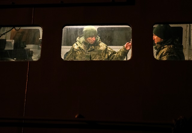Напрежение! Украйна задържа руски танкер