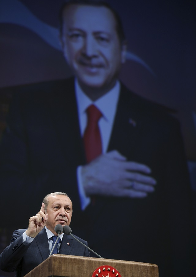 ЕС и Турция най-после сядат да преговарят