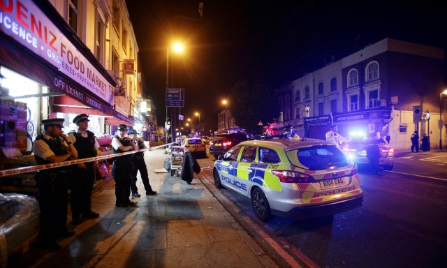 Кърваво нападение срещу мюсюлмани в Лондон (СНИМКИ)