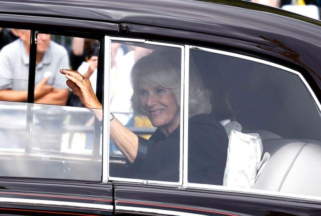 Чарлз Трети беше провъзгласен и за крал на Шотландия, Уелс и Северна Ирландия