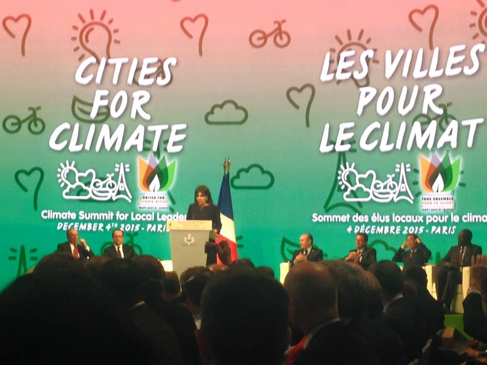 София подкрепи форума в Париж