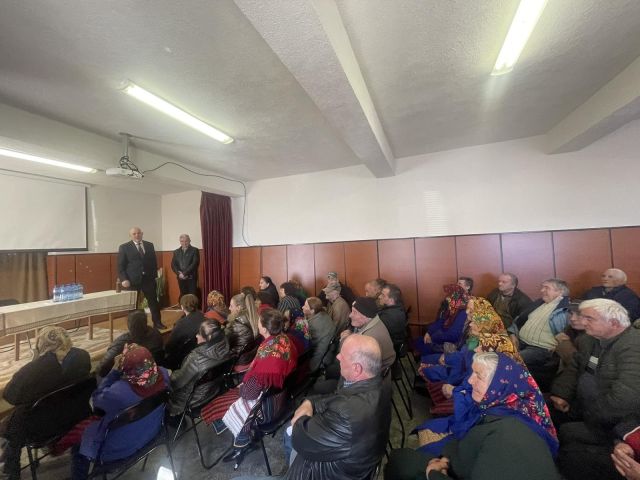 Гешев към жителите на с. Осиково: Това, което зависи от нас, ще бъде направено, за да защитим правата ви