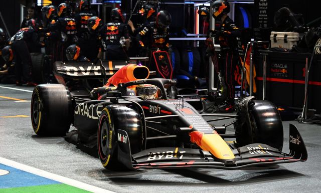  Чеко Перес завоюва Гран При на Сингапур 