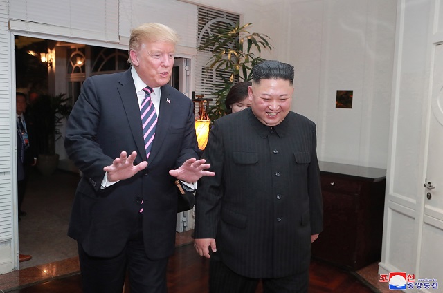 Тръмп vs. Ким - сближаването продължава (СНИМКИ)