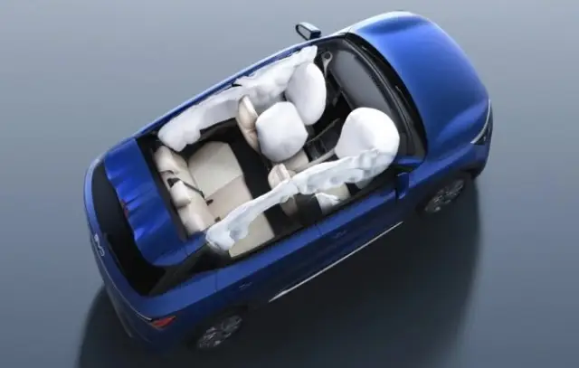 The Chinese offensive intensifies even more with the BYD Atto 3 Evo, which attacks Europe 