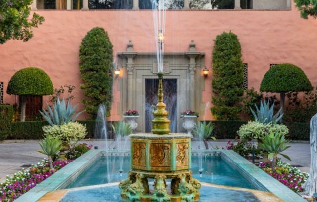  Продават известно имение с 54% отстъпка (СНИМКИ) 