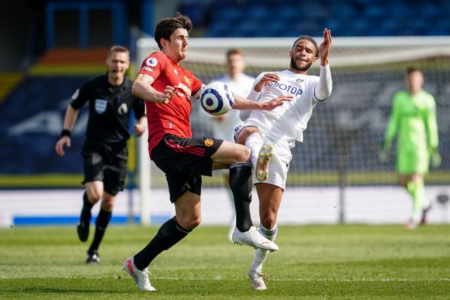  Лийдс и Манчестър Юнайтед не съумяха да се победят в класическото дерби (ВИДЕО) 