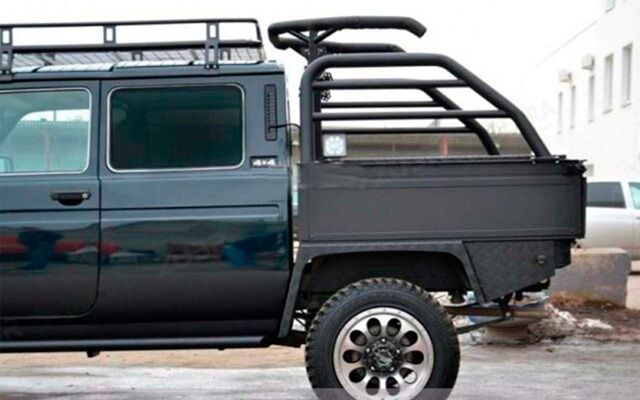  За €35 000 в Германия се продава необикновен пикап Lada Niva 