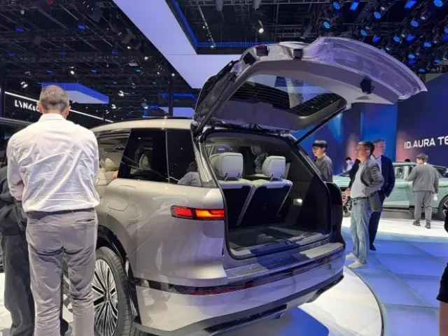 Огромният кросоувър Volkswagen ID.Era 9X е на цената на Golf