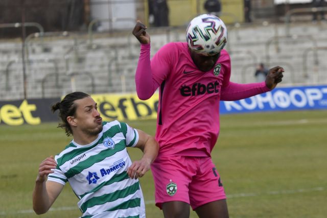  Лудогорец завладя Черно море във Варна 