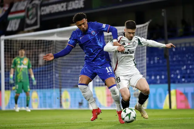 Челси изгуби на " Стамфорд Бридж ", само че се класира на полуфинал в Лигата на конференциите