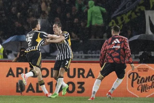 Ювентус с фамозен обрат, навакса три гола пасив срещу Болоня, но отново не победи