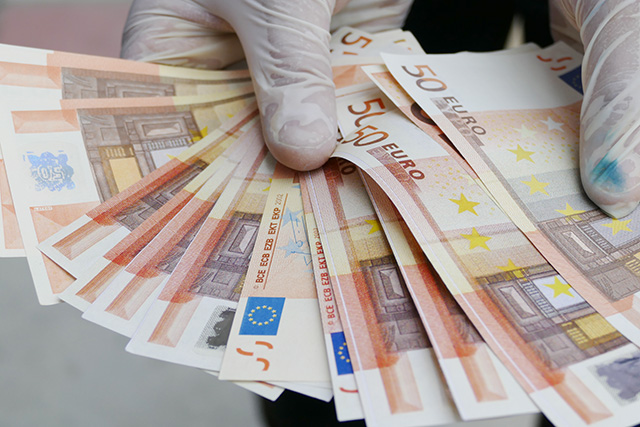 Разбиха група, разпространявала фалшиви евро