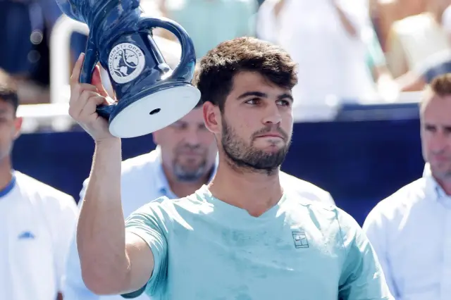 Карлос Алкарас победи в Синсинати, откакто Синер се отхвърли на финала 