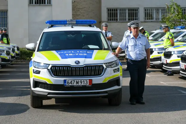  Родната полиция получи 90 чисто нови „ джипки “. Ето какви са те - 2 