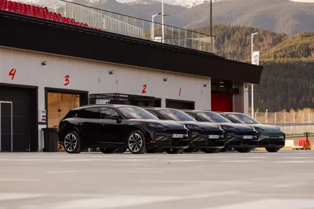 Тествахме най-мощното серийно Porsche в историята 