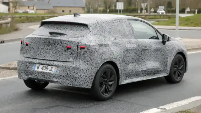 Какво знаем за новото Renault Clio? | ФАКТИ.БГ Какво знаем за новото Renault Clio?