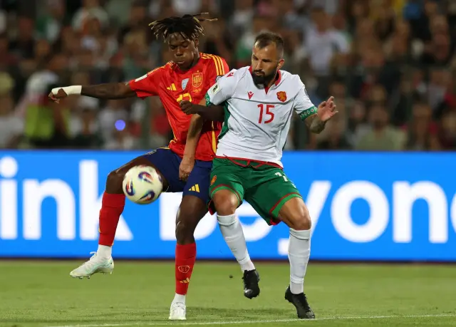 Испания пристигна, видя и вкара единствено 3 гола на България