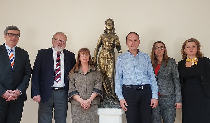 Германски прокурори посетиха колегите си от София