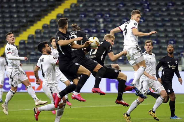  Базел разруши Айнтрахт във Франкфурт (ВИДЕО) 