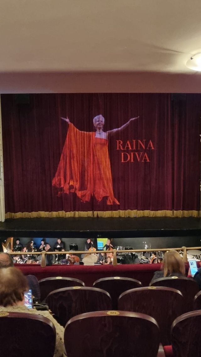 Райна Кабаиванска блесна на рождения си ден на сцената на Софийската опера - 8