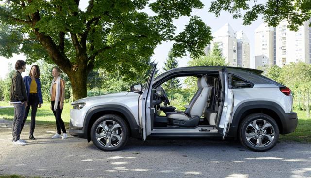  Mazda пусна на пазара чудноват кросоувър 