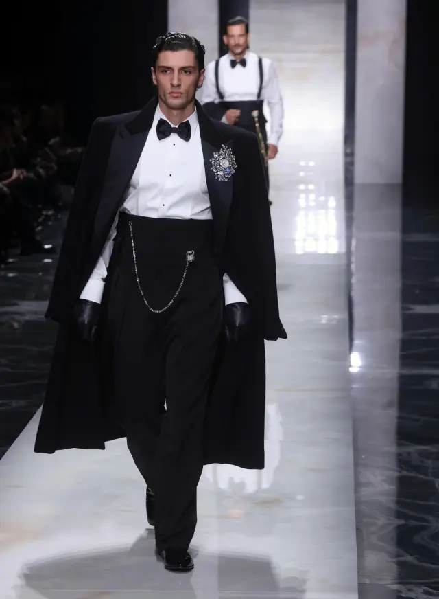 Бела Хадид обвини "Долче и Габана" в расизъм