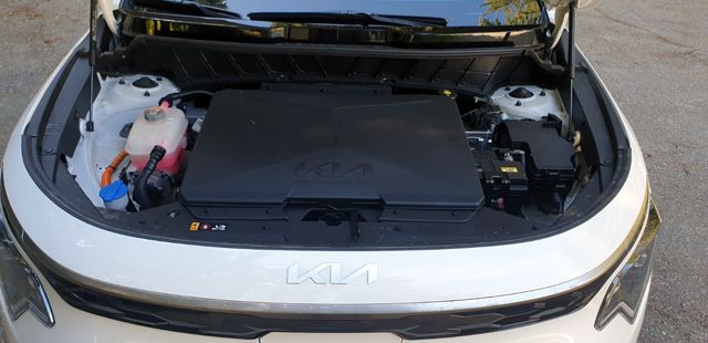Тествахме (изцяло на ток) най-новата Kia. Вижте и БГ цените ѝ