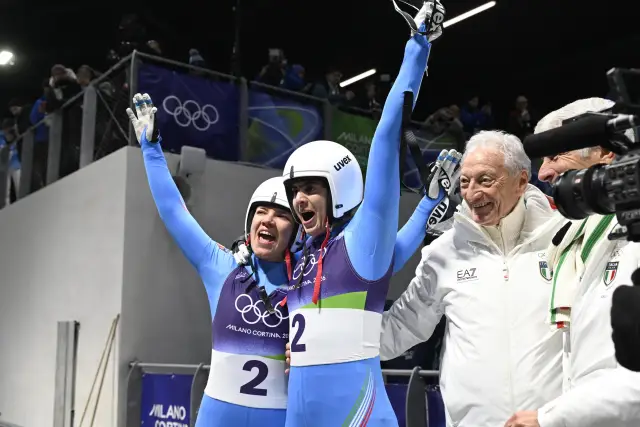Исторически успех за Италия: Вьотер и Оберхофер грабнаха първото олимпийско злато при женските двойки на шейни