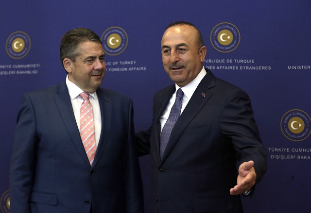 Берлин и Анкара търсят затопляне на отношенията